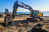 Volvo Bagger mit Monoarm